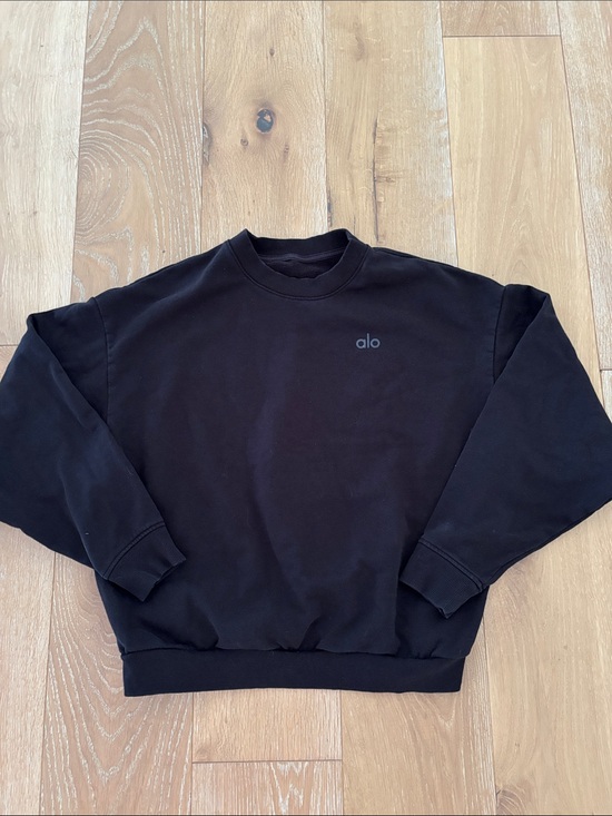 ALO Yoga Sweaters - ALO Yoga Crewneck Sweatshirt in Black